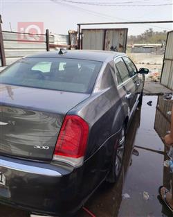 کرایسلەر 300